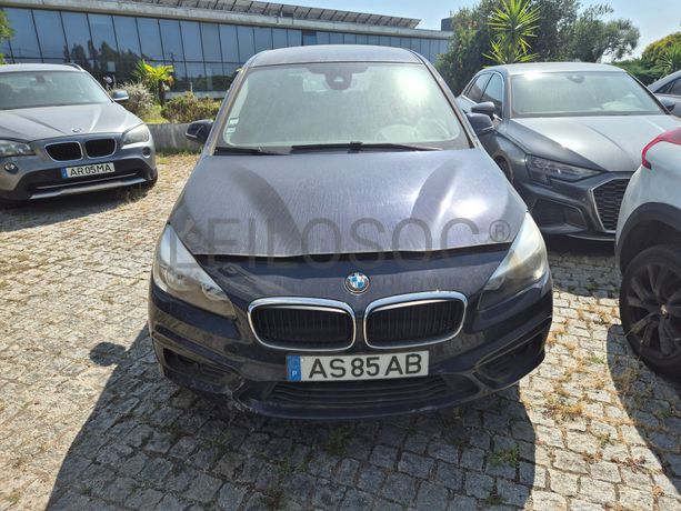 BMW 216 D · Ano 2017