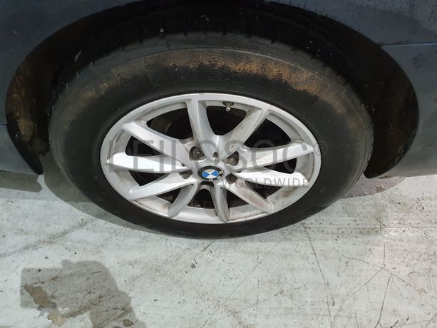 BMW 216 D · Ano 2017