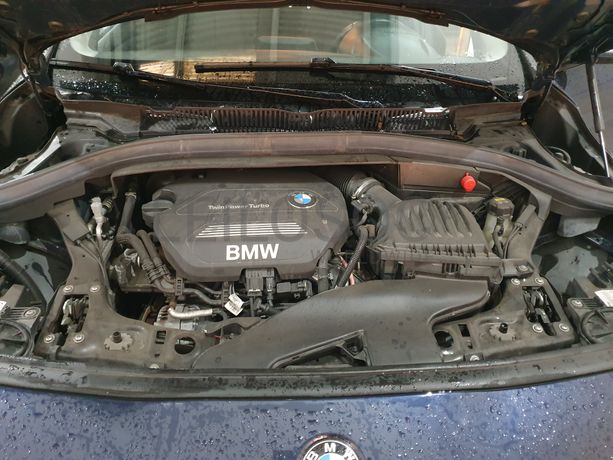 BMW 216 D · Ano 2017