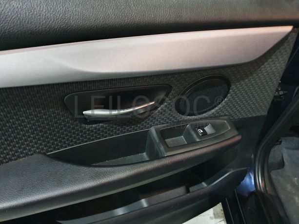 BMW 216 D · Ano 2017