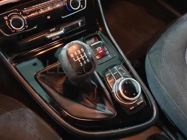BMW 216 D · Ano 2017