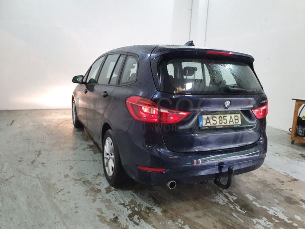 BMW 216 D · Ano 2017