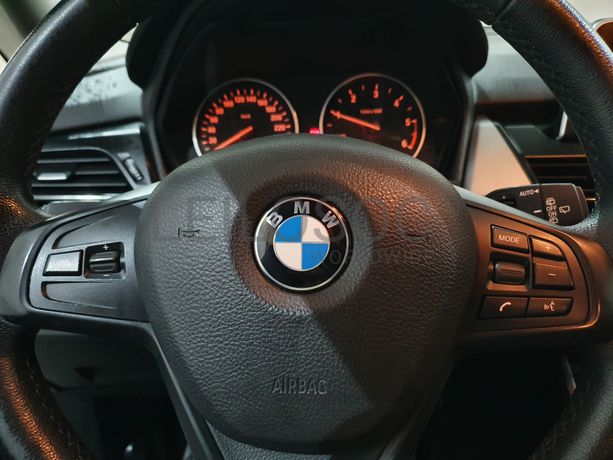 BMW 216 D · Ano 2017