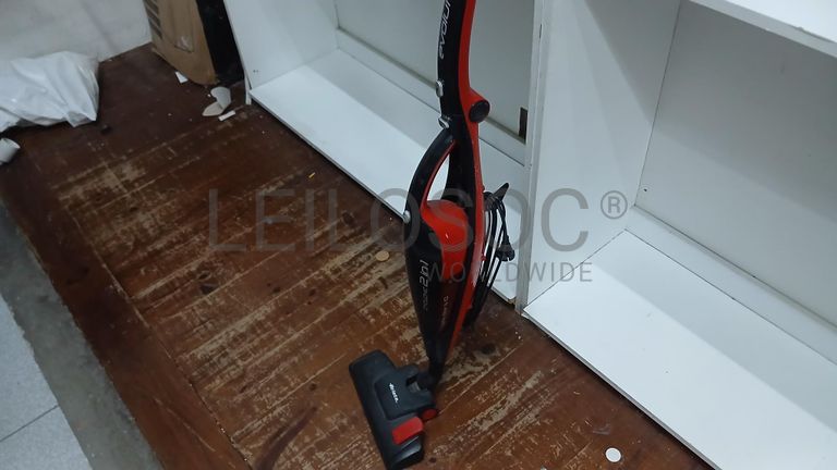 Equipamentos e Stock · Mobiliário e Decoração