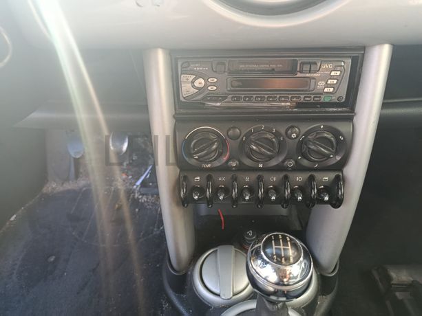 Mini Cooper · Ano 2002