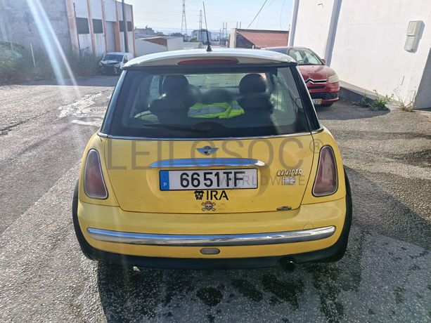 Mini Cooper · Ano 2002