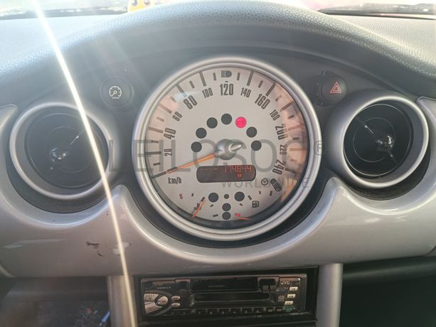Mini Cooper · Ano 2002