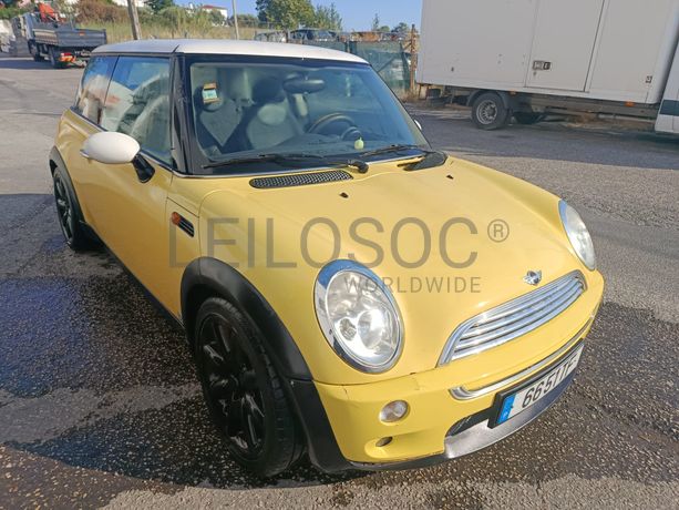 Mini Cooper · Ano 2002