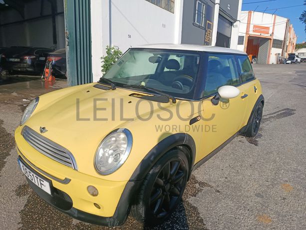 Mini Cooper · Ano 2002
