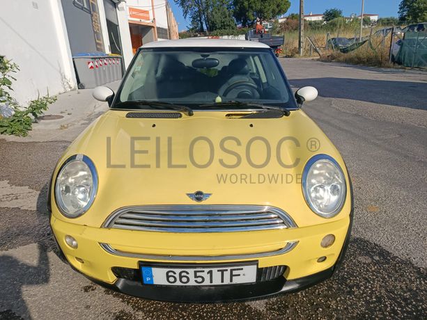Mini Cooper · Ano 2002