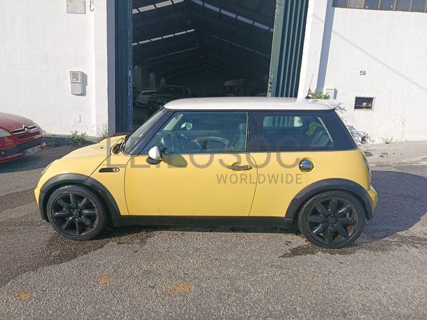 Mini Cooper · Ano 2002