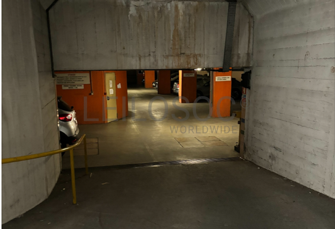 Lugar de Garagem · Cova da Piedade, Almada