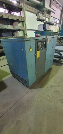 Fotografia de equipamento: Compressor Worthington Rolair 40