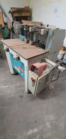 Fotografia de equipamento: Máquina de molduras Hofmann