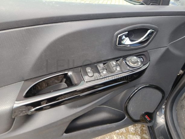 Renault Clio · Ano 2013