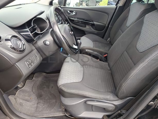 Renault Clio · Ano 2013