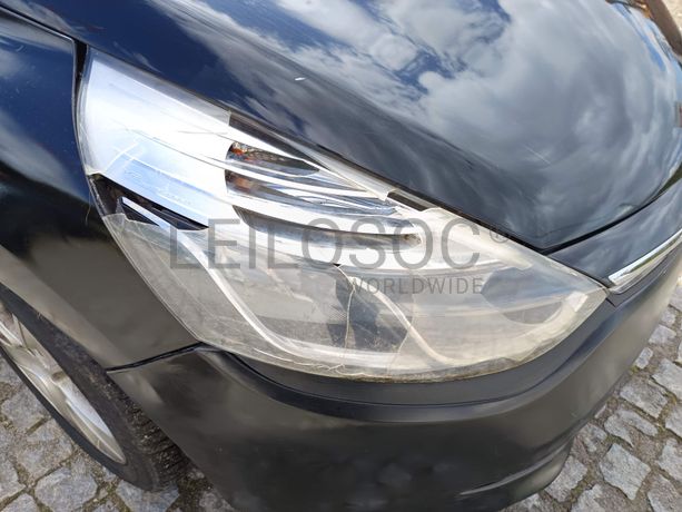 Renault Clio · Ano 2013