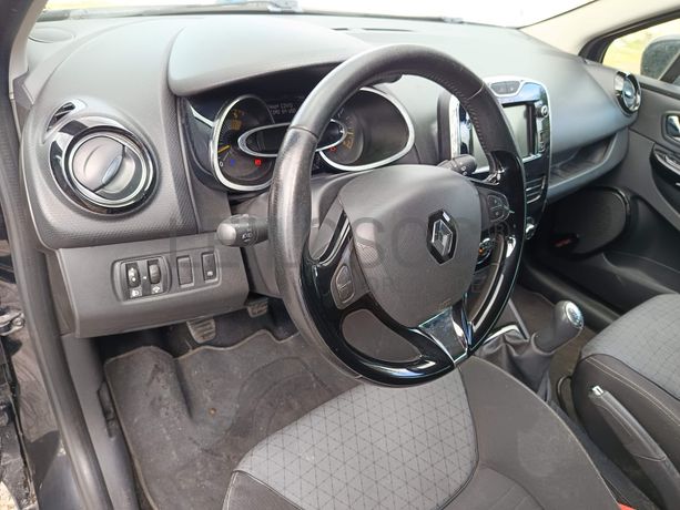 Renault Clio · Ano 2013