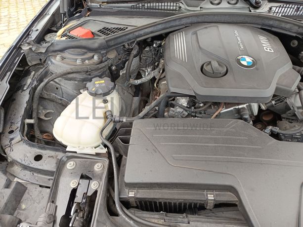 BMW 116d · Ano 2015