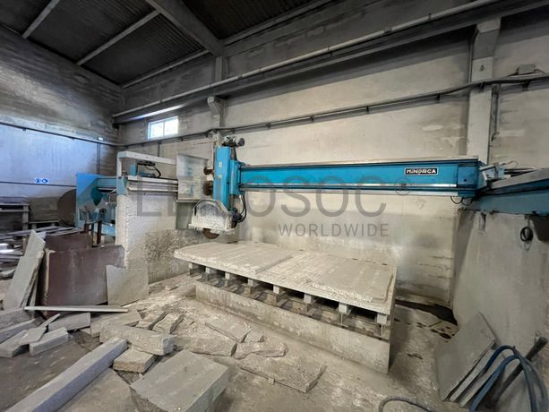 Máquina de Corte de Pedra