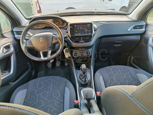 Peugeot 2008 · Ano 2018