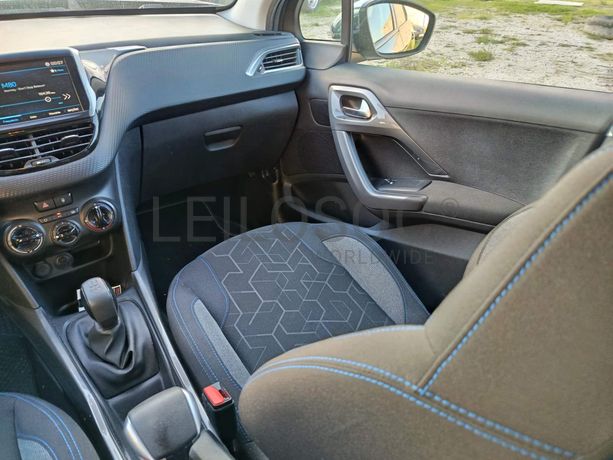 Peugeot 2008 · Ano 2018