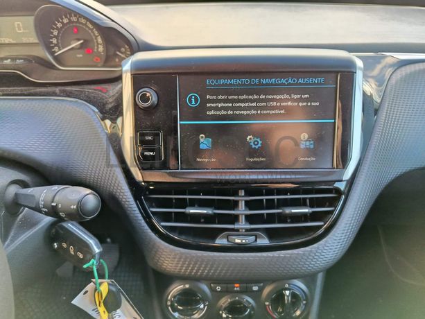 Peugeot 2008 · Ano 2018