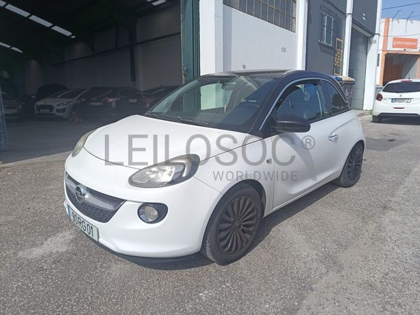Fotografia de veículo: Opel Adam · Ano 2016