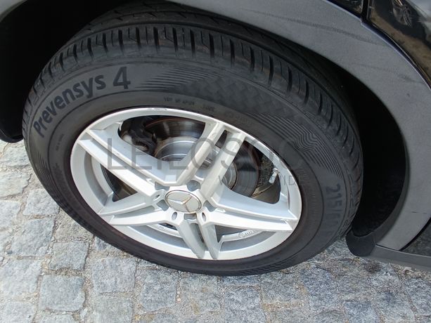 Mercedes-Benz GLA 180 CDI · Ano 2015
