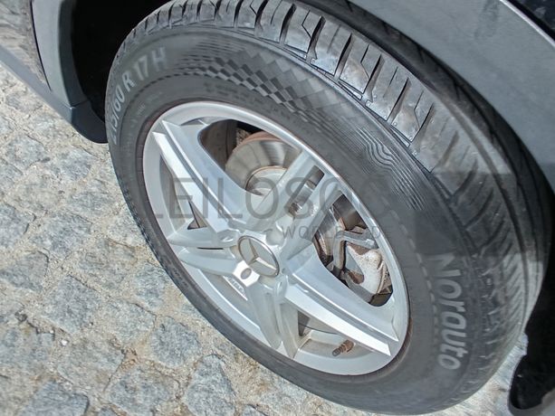 Mercedes-Benz GLA 180 CDI · Ano 2015