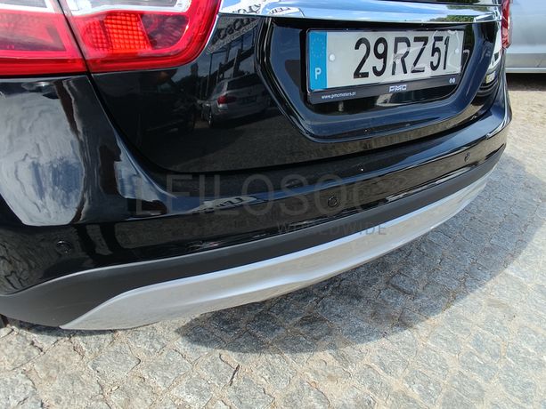 Mercedes-Benz GLA 180 CDI · Ano 2015