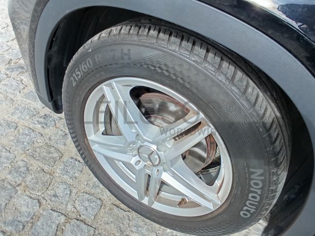 Mercedes-Benz GLA 180 CDI · Ano 2015