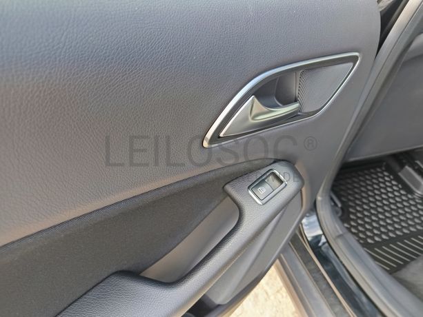 Mercedes-Benz GLA 180 CDI · Ano 2015