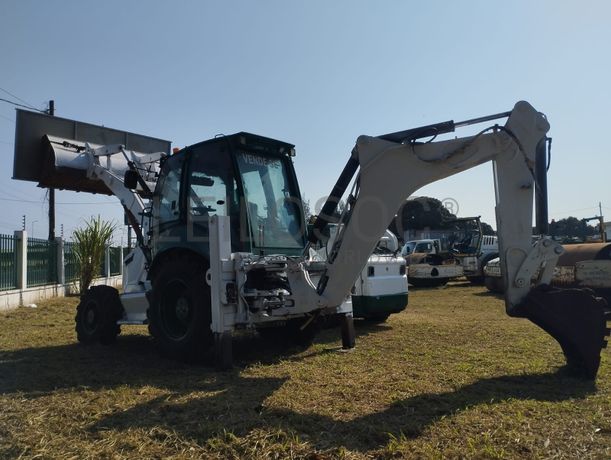Retroescavadeira Caterpillar 428E