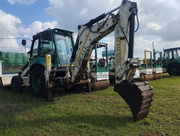Retroescavadeira Caterpillar 428E