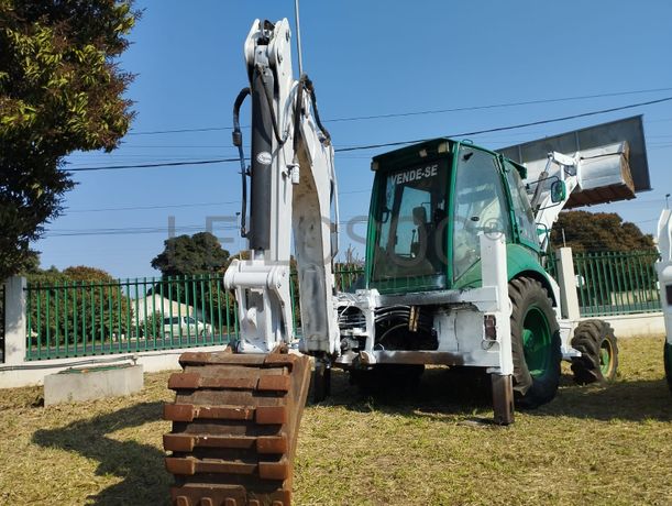 Retroescavadeira Caterpillar 428E