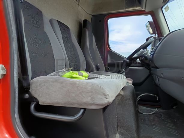 DAF LF 45.180 4x2 · Ano 2007