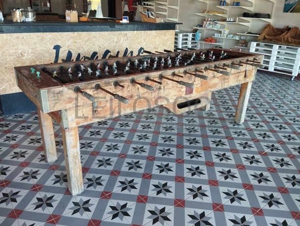 Mesa de matraquilhos