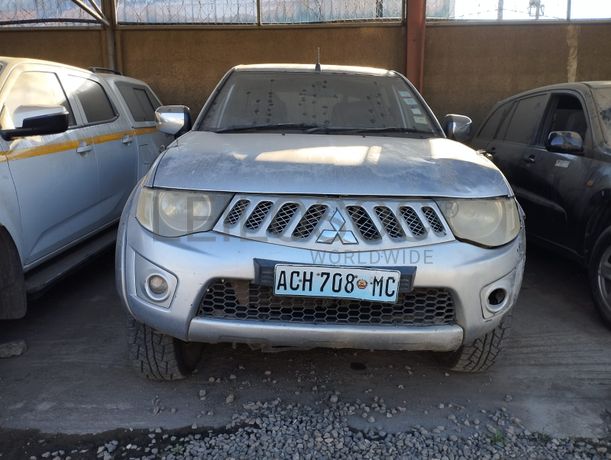 MITSUBISHI TRITON 3.2 GLS D/C - 2013