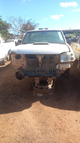 NISSAN HARDBODY - 2014