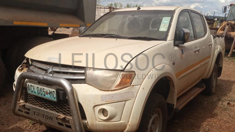 MITSUBISHI TRITON 3,2 GLS D/C - 2013