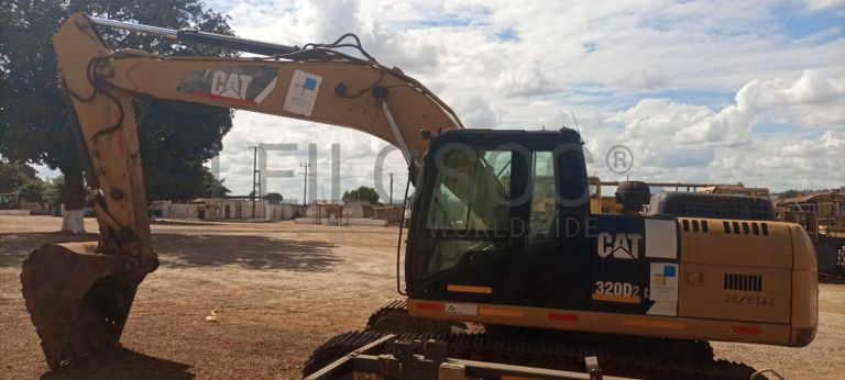 Escavadora de Rastos 20T - 2014