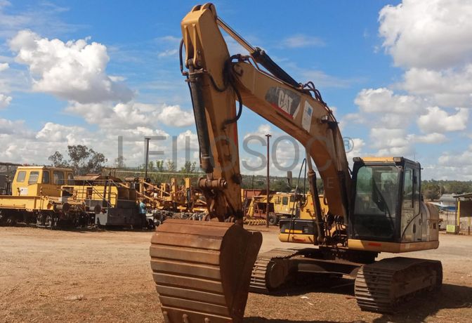 Escavadora de Rastos 20T - 2014