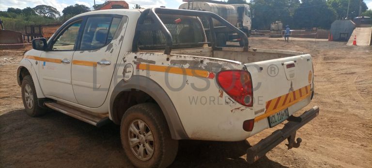 MITSUBISHI TRITON 3.2 GLS D/C - 2013