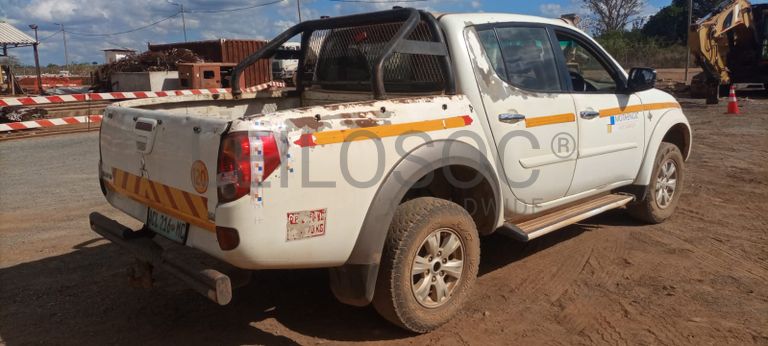 MITSUBISHI TRITON 3.2 GLS D/C - 2013