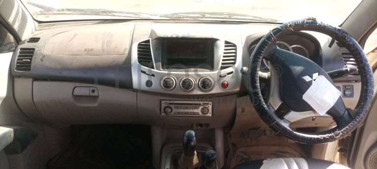 MITSUBISHI TRITON 3.2 GLS D/C - 2013