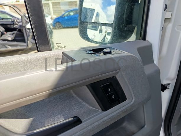 Volkswagen Crafter · Ano 2017