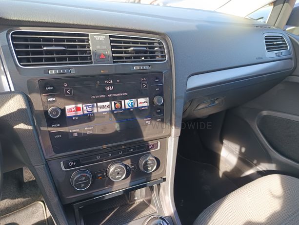 Volkswagen Golf · Ano 2020