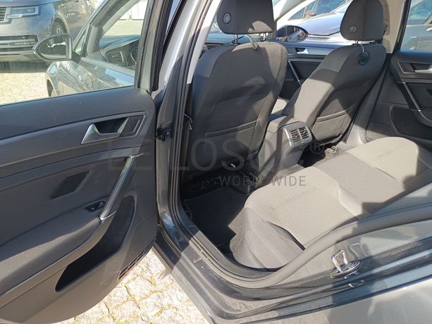 Volkswagen Golf · Ano 2020