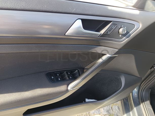 Volkswagen Golf · Ano 2020